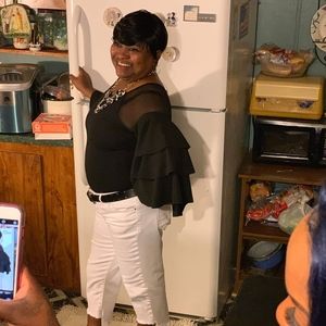 Meet your Posher, Marcia